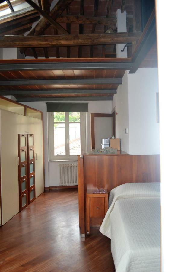 Residenza San Francesco การ์รารา ภายนอก รูปภาพ